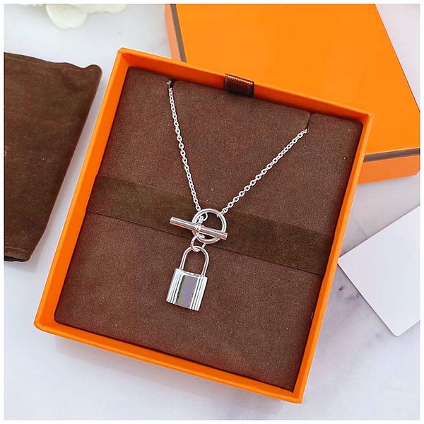 925 sterling silver nose pendant necklace simple long pendant collar chain choke ring necklace girl gift exquisite jewel box aaaaa
925 sterling silver nose pendant necklace simple long pendant collar chain choke ring necklace girl gift exquisite jewel box aaaaa
