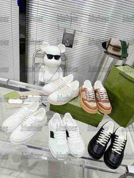 chunky b sneaker mixed media -jacquard canvas lether casual shoe rubber sole luxurys designers interlocking womens designer white sneakers, Black
chunky b sneaker mixed media -jacquard canvas lether casual shoe rubber sole luxurys designers interlocking womens designer white sneakers, Black