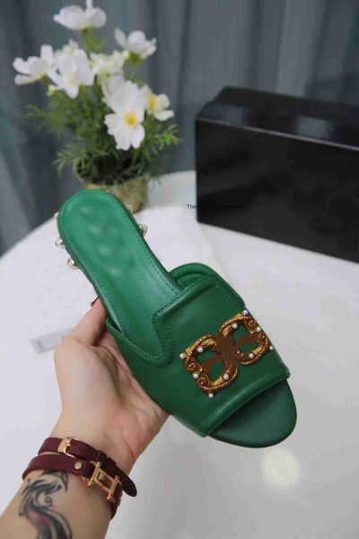classic flat slippers women summer fashion luxury cartoon big head beach slippers sandals red half slippers 35/41/42 with shoe box, Black
classic flat slippers women summer fashion luxury cartoon big head beach slippers sandals red half slippers 35/41/42 with shoe box, Black