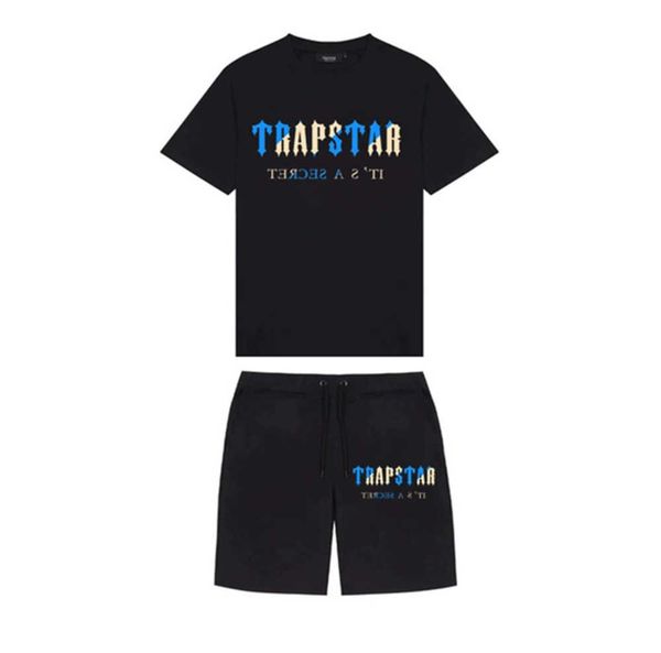 summer new trapstar london shooter short-sleeved t shirt suit chenille decoding black ice flavor 2.0 men's round neck shirt shorts, Gray
summer new trapstar london shooter short-sleeved t shirt suit chenille decoding black ice flavor 2.0 men's round neck shirt shorts, Gray