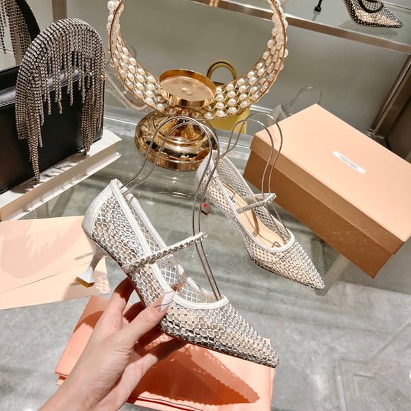 2023 fashion dress shoes small fragrance light mouth single shoes sandals women's color matching french thick heel baotou back empty hi, Black
2023 fashion dress shoes small fragrance light mouth single shoes sandals women's color matching french thick heel baotou back empty hi, Black