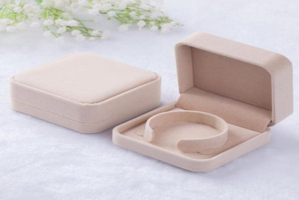 909040mm velvet jewelry box bracelet bangle box gift box jewelry packaging display beige8605066, Black;white
909040mm velvet jewelry box bracelet bangle box gift box jewelry packaging display beige8605066, Black;white