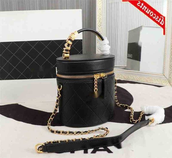 letter luxury brand design 68942 plaid woman's shoulder chain cc bag lambskin leather vintage messenger bags mini diamond pattern bucke
letter luxury brand design 68942 plaid woman's shoulder chain cc bag lambskin leather vintage messenger bags mini diamond pattern bucke