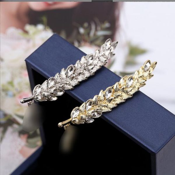 luxury classic brand feather brooch c designer brooches pearl diamond for women charm wedding gift jewelry accessorie, Gray
luxury classic brand feather brooch c designer brooches pearl diamond for women charm wedding gift jewelry accessorie, Gray