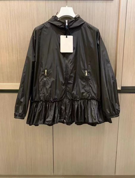 women's jackets summer sunscreen clothing windproof women's lightweight hooded jacket sun screen 230412, Black;brown
women's jackets summer sunscreen clothing windproof women's lightweight hooded jacket sun screen 230412, Black;brown