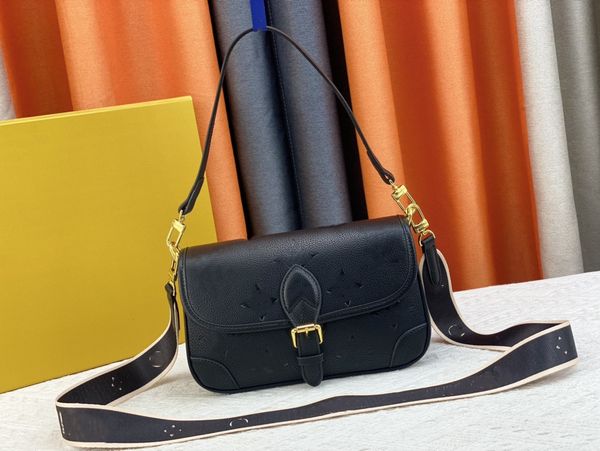 l female shoulder bags for women luxury leather crossbody bag flap messenger bag all match design ladies handbags diane m46386
l female shoulder bags for women luxury leather crossbody bag flap messenger bag all match design ladies handbags diane m46386