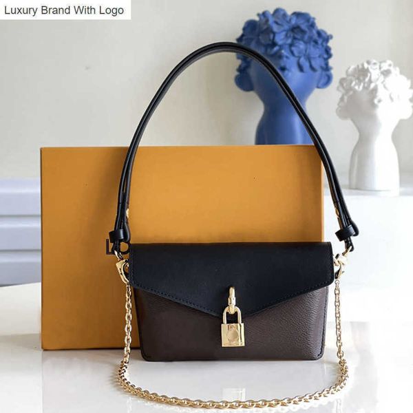 bag handbags cross body level replication designer cross body bag 19cm padlock on strap genuine leather shoulder handbags m80559 wl146 vp19, Black
bag handbags cross body level replication designer cross body bag 19cm padlock on strap genuine leather shoulder handbags m80559 wl146 vp19, Black