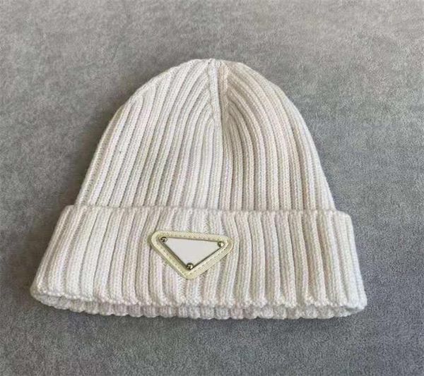 2022 fashion designers beanie classic letter badge skull cold cap man woman warm fall winter fitted 7 color hats good quali9437480, Blue;gray
2022 fashion designers beanie classic letter badge skull cold cap man woman warm fall winter fitted 7 color hats good quali9437480, Blue;gray
