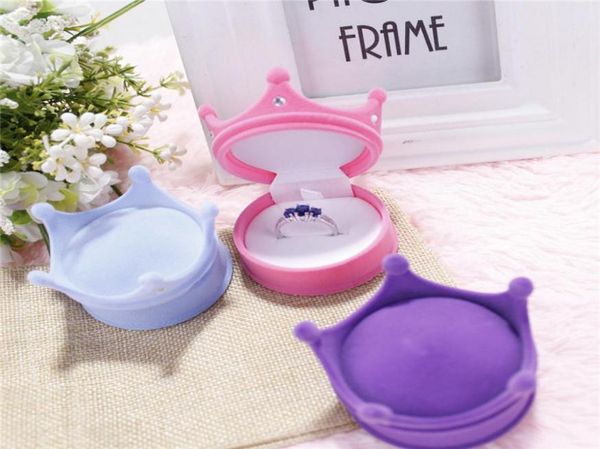 cute candy color crown velvet gift jewelry box for earrings ring packaging and display wedding 65x65x47mm2196198, Black;white
cute candy color crown velvet gift jewelry box for earrings ring packaging and display wedding 65x65x47mm2196198, Black;white