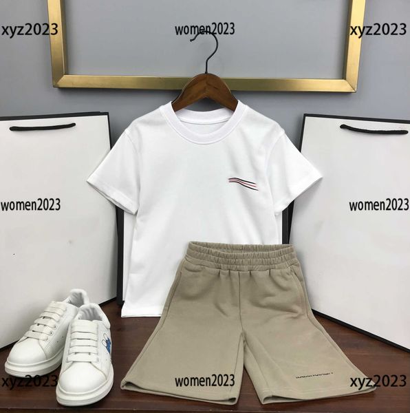 2023 tracksuits minimalist solid color designer kid sets baby suit size 90-150 cm 2pcs round neck t-shirt and khaki shorts ing, White
2023 tracksuits minimalist solid color designer kid sets baby suit size 90-150 cm 2pcs round neck t-shirt and khaki shorts ing, White