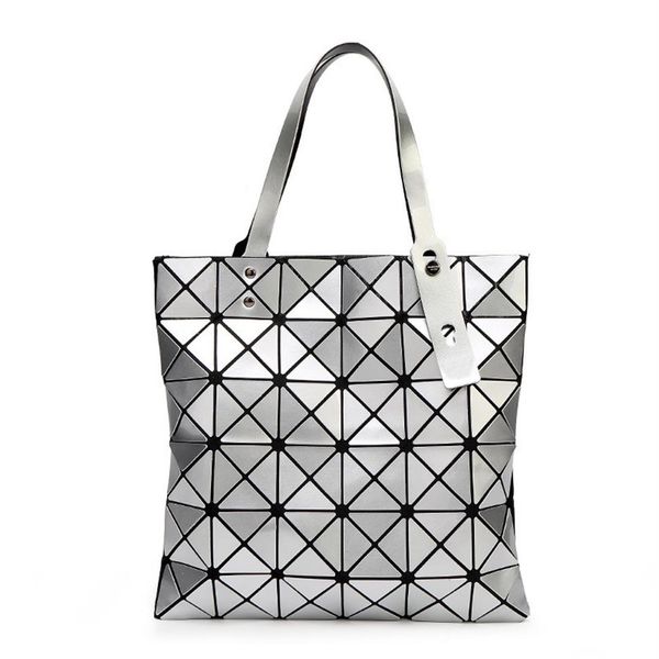 2021 new fashion women's bag sequin geometric lingge trend one shoulder portable japanese laser204h, Black;red
2021 new fashion women's bag sequin geometric lingge trend one shoulder portable japanese laser204h, Black;red