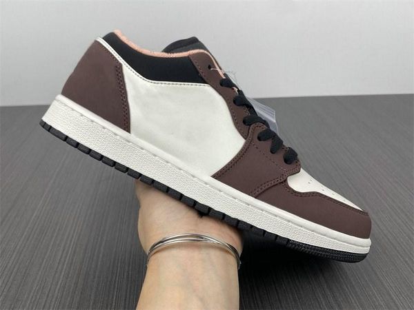 2023 basketball shoes special edition jumpman 1 low man white mocha brown pink woman fashion sport sneakers shop with box
2023 basketball shoes special edition jumpman 1 low man white mocha brown pink woman fashion sport sneakers shop with box