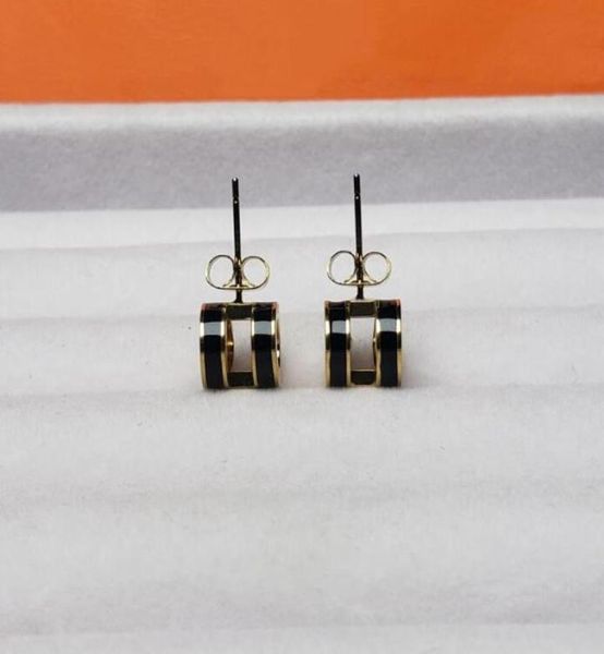 luxury classic h earring charm enamel earrings women letters 18k gold earrings no fading prevent allergies holiday gifts8367874, Golden
luxury classic h earring charm enamel earrings women letters 18k gold earrings no fading prevent allergies holiday gifts8367874, Golden