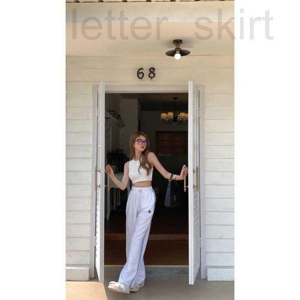 women's shorts designer spring/summer new fashion bright satin triumphal arch micro seal contrast drawstring casual sports versatile pa, White;black
women's shorts designer spring/summer new fashion bright satin triumphal arch micro seal contrast drawstring casual sports versatile pa, White;black