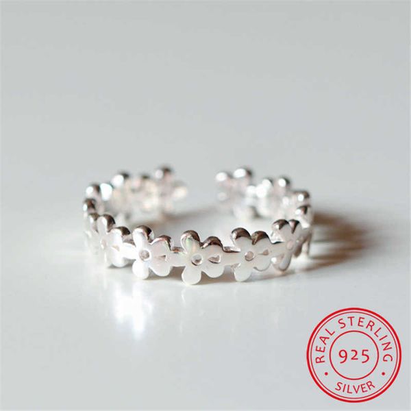 band rings cute female small flower ring % real sterling silver wedding ring open thin engagement rings for women aa230412
band rings cute female small flower ring % real sterling silver wedding ring open thin engagement rings for women aa230412