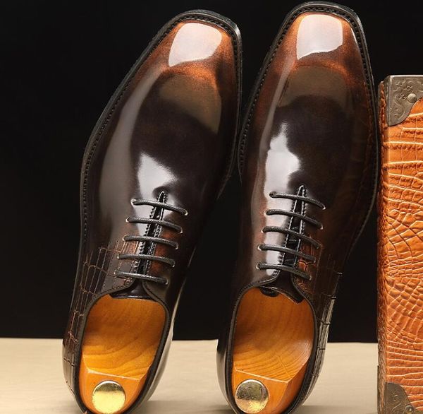 2023 british style brogue carved shoes gentlemen formal suit dress shoes cow leather mens oxfords big size:eu39-47, Black
2023 british style brogue carved shoes gentlemen formal suit dress shoes cow leather mens oxfords big size:eu39-47, Black