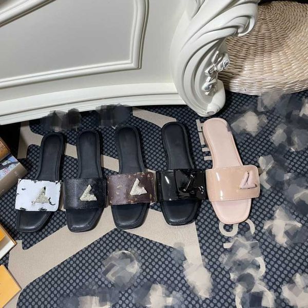 35-42 big women sizes slippers 2023 rhinestone crystal buckle sandal luxuries designer women's monograms mules slip shoes slides summer, Black
35-42 big women sizes slippers 2023 rhinestone crystal buckle sandal luxuries designer women's monograms mules slip shoes slides summer, Black