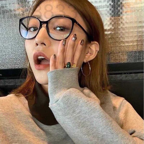 sunglasses flat mirror chic black plate plain mirror female ins net red same round frame eyeglass frame, White;black
sunglasses flat mirror chic black plate plain mirror female ins net red same round frame eyeglass frame, White;black