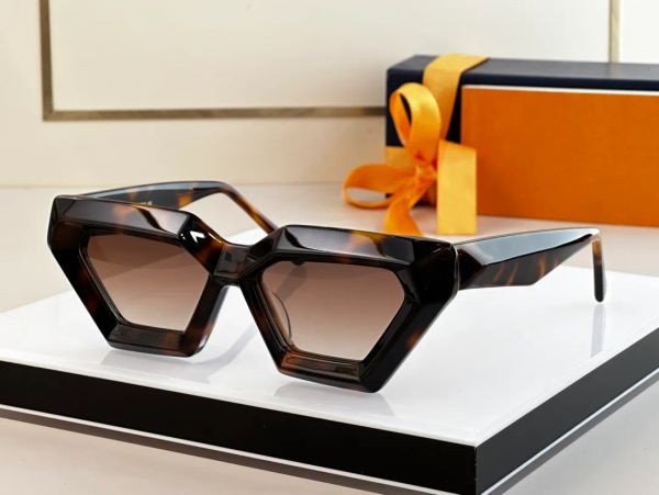 sunglasses sunglasses for women men summer 1746 style anti-ultraviolet retro plate full frame glasses, White;black
sunglasses sunglasses for women men summer 1746 style anti-ultraviolet retro plate full frame glasses, White;black
