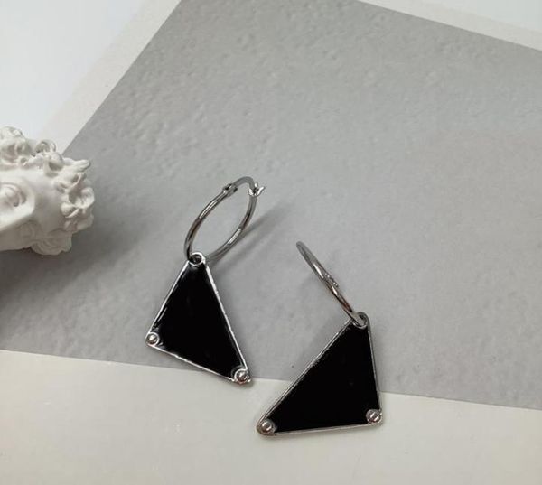 2022 silver earrings designer for women luxurys designers hoop earring triangle stud earrings wedding d2206183z2273476, Golden;silver
2022 silver earrings designer for women luxurys designers hoop earring triangle stud earrings wedding d2206183z2273476, Golden;silver
