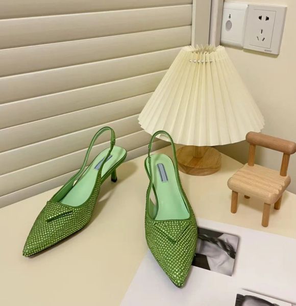 designer heels women dress shoes luxury triangle logo crystal slingback pumps pointed toes eu34-40 with box, Black
designer heels women dress shoes luxury triangle logo crystal slingback pumps pointed toes eu34-40 with box, Black
