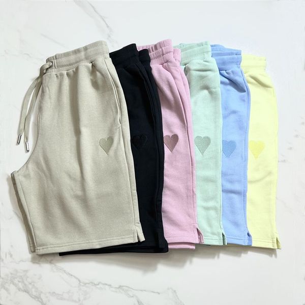 designer men spring summer 2023 amis love shorts men's women's sports capris embroidered leisure sports pants, White;black
designer men spring summer 2023 amis love shorts men's women's sports capris embroidered leisure sports pants, White;black