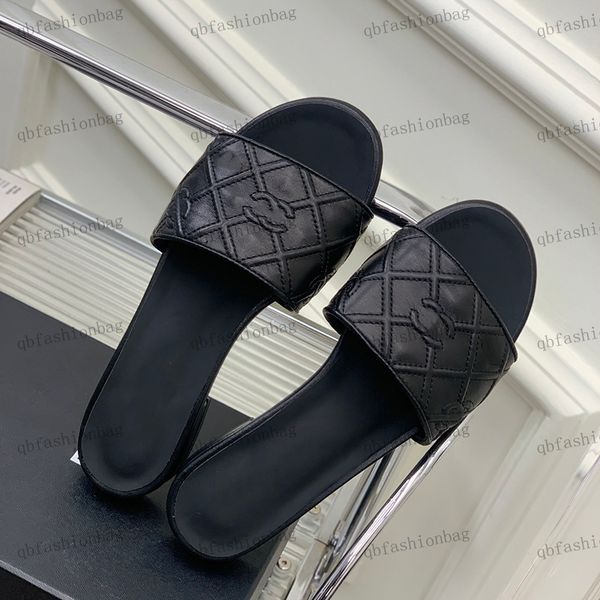 designer womens slippers small low heel 1.5cm sandals back plaid printed beach shoes bathroom outdoor pool slippers vintage vintage wedge ca, Black
designer womens slippers small low heel 1.5cm sandals back plaid printed beach shoes bathroom outdoor pool slippers vintage vintage wedge ca, Black