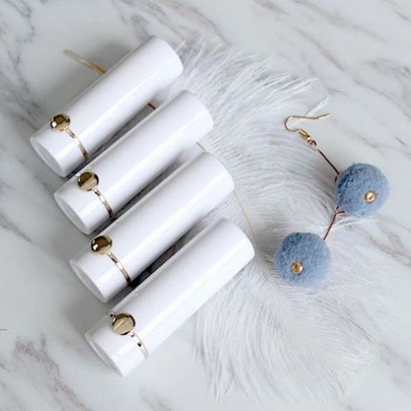 100pcs empty white lipstick tube bottle 12.1mm matt black color round shape lip gloss case diy lip balm container cosmetic tool
100pcs empty white lipstick tube bottle 12.1mm matt black color round shape lip gloss case diy lip balm container cosmetic tool