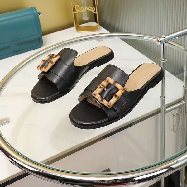 2023 luxury designer women slippers summer ggity fashion new non-slip flat sandal open toes flat ladies outdoor beach sandals slide g gg4b, Black
2023 luxury designer women slippers summer ggity fashion new non-slip flat sandal open toes flat ladies outdoor beach sandals slide g gg4b, Black