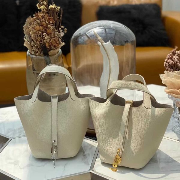 picotin bags women's handbags high set semi manual togo head leather basket 18/22cm leather color contrast bucket bag
picotin bags women's handbags high set semi manual togo head leather basket 18/22cm leather color contrast bucket bag