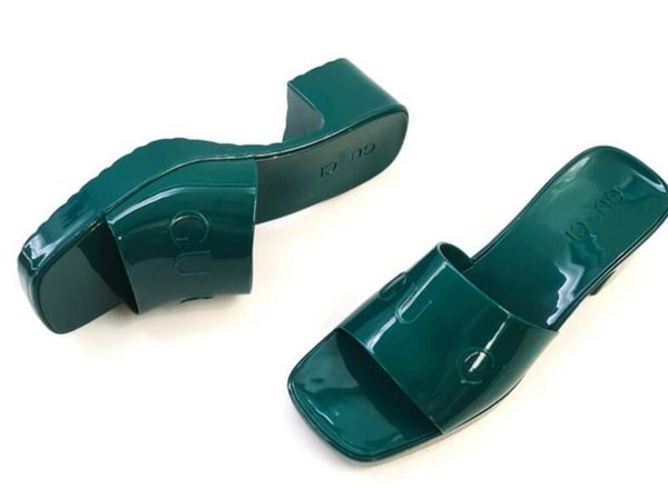 designer fashion women slippers chunky rubber slippers jelly sandals high heels sandal summer thick bottom slipper beach slides alphabet can, Black
designer fashion women slippers chunky rubber slippers jelly sandals high heels sandal summer thick bottom slipper beach slides alphabet can, Black