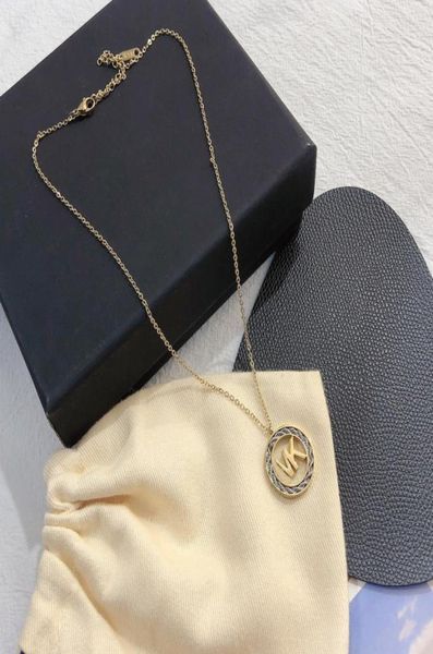 designer 925 silver plated 18k gold plated womens necklace stainless steel letter pendant choker necklaces wedding je7677116
designer 925 silver plated 18k gold plated womens necklace stainless steel letter pendant choker necklaces wedding je7677116