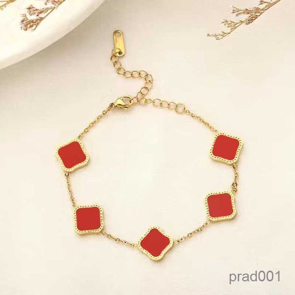 2023 bracelet designer bracelet lucky fashion clover flower charm rose gold simple stainless steel colors engagement jewelry women gifts 16, Golden;silver
2023 bracelet designer bracelet lucky fashion clover flower charm rose gold simple stainless steel colors engagement jewelry women gifts 16, Golden;silver