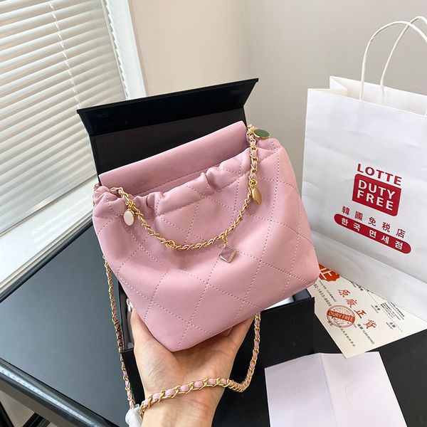 classic designer bag gem kofuku pouch folding gift box handbags famale metal designer bag black clamshell chain bags cross body
classic designer bag gem kofuku pouch folding gift box handbags famale metal designer bag black clamshell chain bags cross body