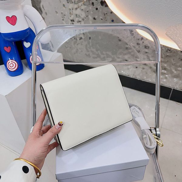 new designer bag folding gift box metal dinner bag elegant backpack classic quality fabric black clamshell chain bags cross body luxury clas
new designer bag folding gift box metal dinner bag elegant backpack classic quality fabric black clamshell chain bags cross body luxury clas