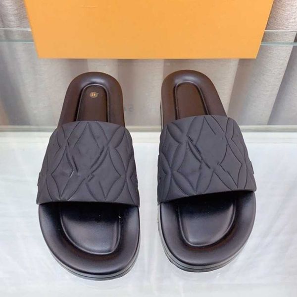 12 colors 40-45 embossed monograms slippers men platform rubber mules logo sandals luxury summer shoes beach pool slides trainer slip on thi, Black
12 colors 40-45 embossed monograms slippers men platform rubber mules logo sandals luxury summer shoes beach pool slides trainer slip on thi, Black