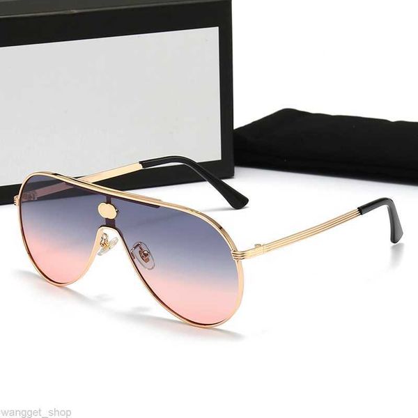gradient blue pilot man sunglasses fashion trend metal glasses black gold toad mirror women men universal driving beach versatile casual gla, White;black
gradient blue pilot man sunglasses fashion trend metal glasses black gold toad mirror women men universal driving beach versatile casual gla, White;black