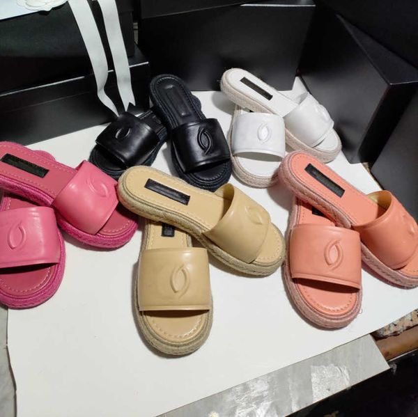 2023 women slippers embossed interlocking c sandal thick bottom mules platform slip on slides banquet shoes straw summer flat heels espadril, Black
2023 women slippers embossed interlocking c sandal thick bottom mules platform slip on slides banquet shoes straw summer flat heels espadril, Black