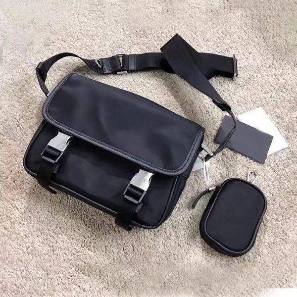 wholesale designer canvas cross body bag men messenger bag luxury padded nappa leather hobo shoulder bag stamped tote closure crossbody unde
wholesale designer canvas cross body bag men messenger bag luxury padded nappa leather hobo shoulder bag stamped tote closure crossbody unde
