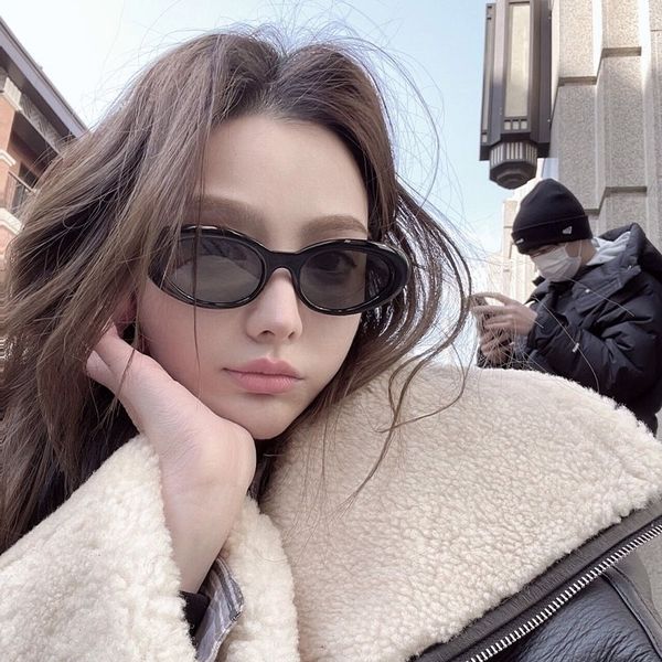sunglasses yuumi le sunglasse man designer goods luxury brand summer cat eye sun glasses oversized driver jennie goggles uv400 230411, White;black
sunglasses yuumi le sunglasse man designer goods luxury brand summer cat eye sun glasses oversized driver jennie goggles uv400 230411, White;black