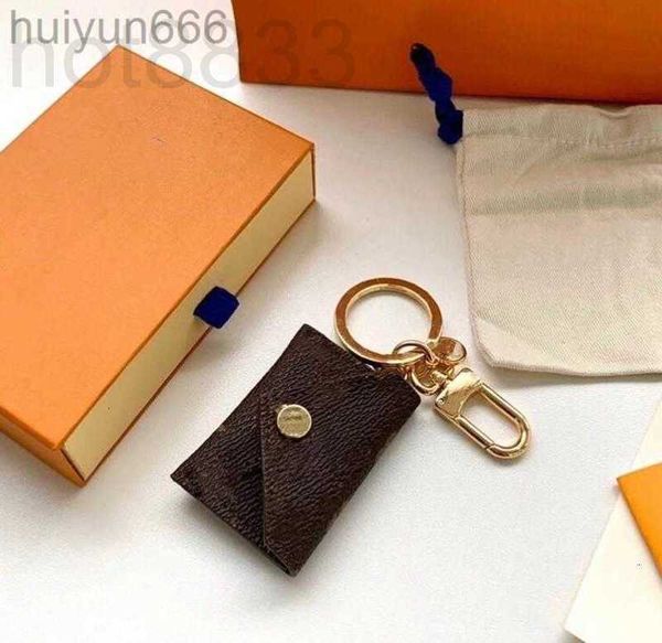 fashion designer letter wallet keychain keyring leather purse pendant car chain charm brown flower mini bag trinket gifts accessories, Silver
fashion designer letter wallet keychain keyring leather purse pendant car chain charm brown flower mini bag trinket gifts accessories, Silver