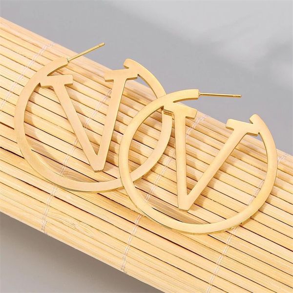 simple 4cm gold charm earrings designer earring for women lady girls hoop earring set designer jewelry earring party headwear gold earrings, Golden
simple 4cm gold charm earrings designer earring for women lady girls hoop earring set designer jewelry earring party headwear gold earrings, Golden