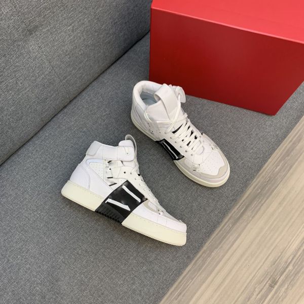 high-sports shoes runway platform luxury brand casual shoes for men and women fashion flowers genuine leather patchwork wedges round-headed, Black
high-sports shoes runway platform luxury brand casual shoes for men and women fashion flowers genuine leather patchwork wedges round-headed, Black