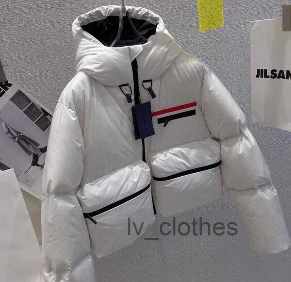 trendy mens women designer down parkas with letters badge sequins winter womens jackets coats casual streetwear 3 colors, Black
trendy mens women designer down parkas with letters badge sequins winter womens jackets coats casual streetwear 3 colors, Black