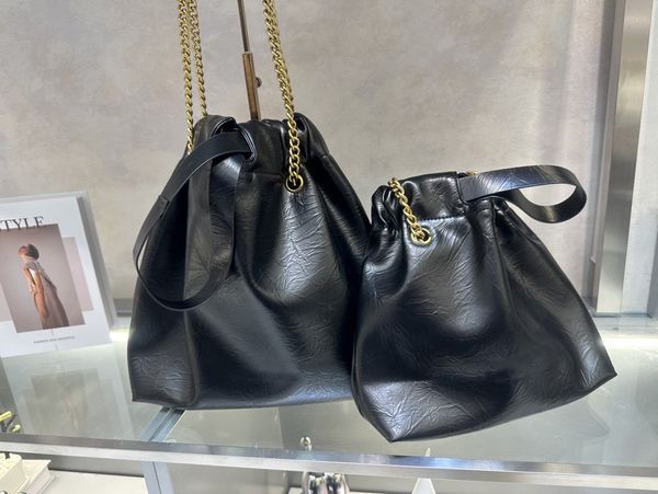 fashion trash crossbody bag leather soft material chain shopping bag designer luxury crush shoulder bag
fashion trash crossbody bag leather soft material chain shopping bag designer luxury crush shoulder bag