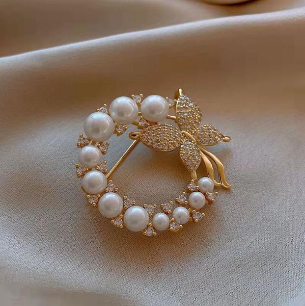 the latest pearl butterfly brooches for women's pins fashion style beaded suit pin accessories jewelry, Gray
the latest pearl butterfly brooches for women's pins fashion style beaded suit pin accessories jewelry, Gray