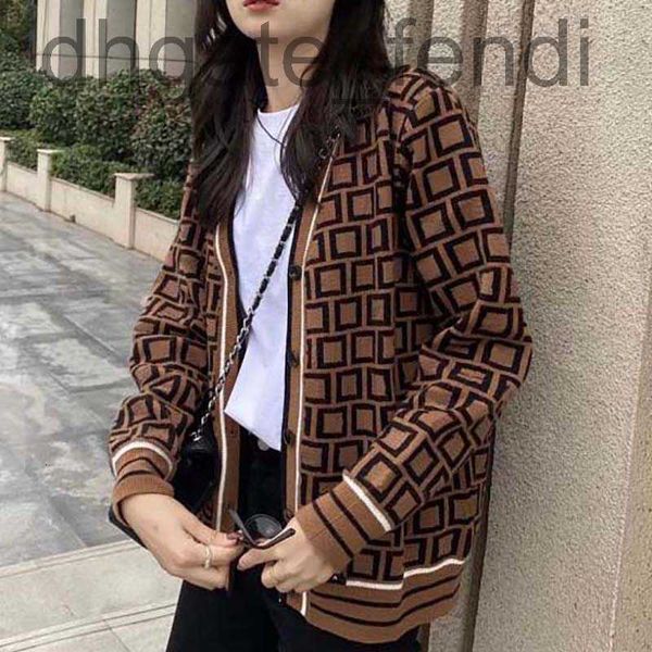 women's sweaters designersweaters designer women fashion womens v-neck knit cradigan classic leeter coats long sleeve lady mh1k, White;black
women's sweaters designersweaters designer women fashion womens v-neck knit cradigan classic leeter coats long sleeve lady mh1k, White;black