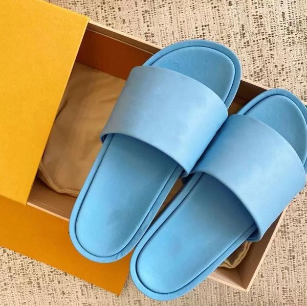 2023 designer woman sandals fashion beach thick bottom slipper platform alphabet lady sandal leather high heel slides with box, Black
2023 designer woman sandals fashion beach thick bottom slipper platform alphabet lady sandal leather high heel slides with box, Black