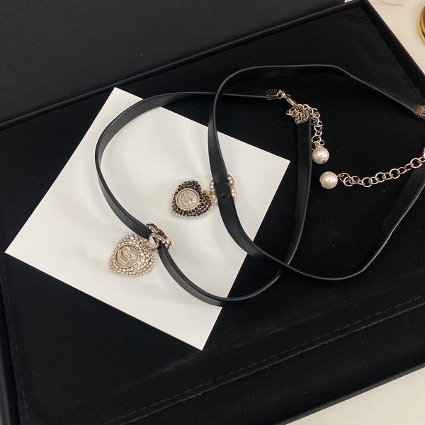 designer brand letter pendant necklaces luxury women pearl crystal collar chain never fading brass copper real gold plated leather necklace, Silver
designer brand letter pendant necklaces luxury women pearl crystal collar chain never fading brass copper real gold plated leather necklace, Silver