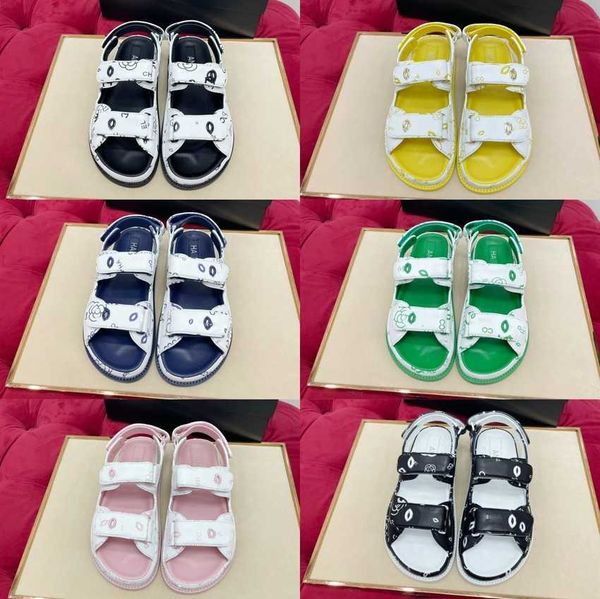 printed logo dad sandals designer women lambskin 100% real leather slides 35-40 hook&loop sandal quilted platform summer luxury thick bottom, Black
printed logo dad sandals designer women lambskin 100% real leather slides 35-40 hook&loop sandal quilted platform summer luxury thick bottom, Black
